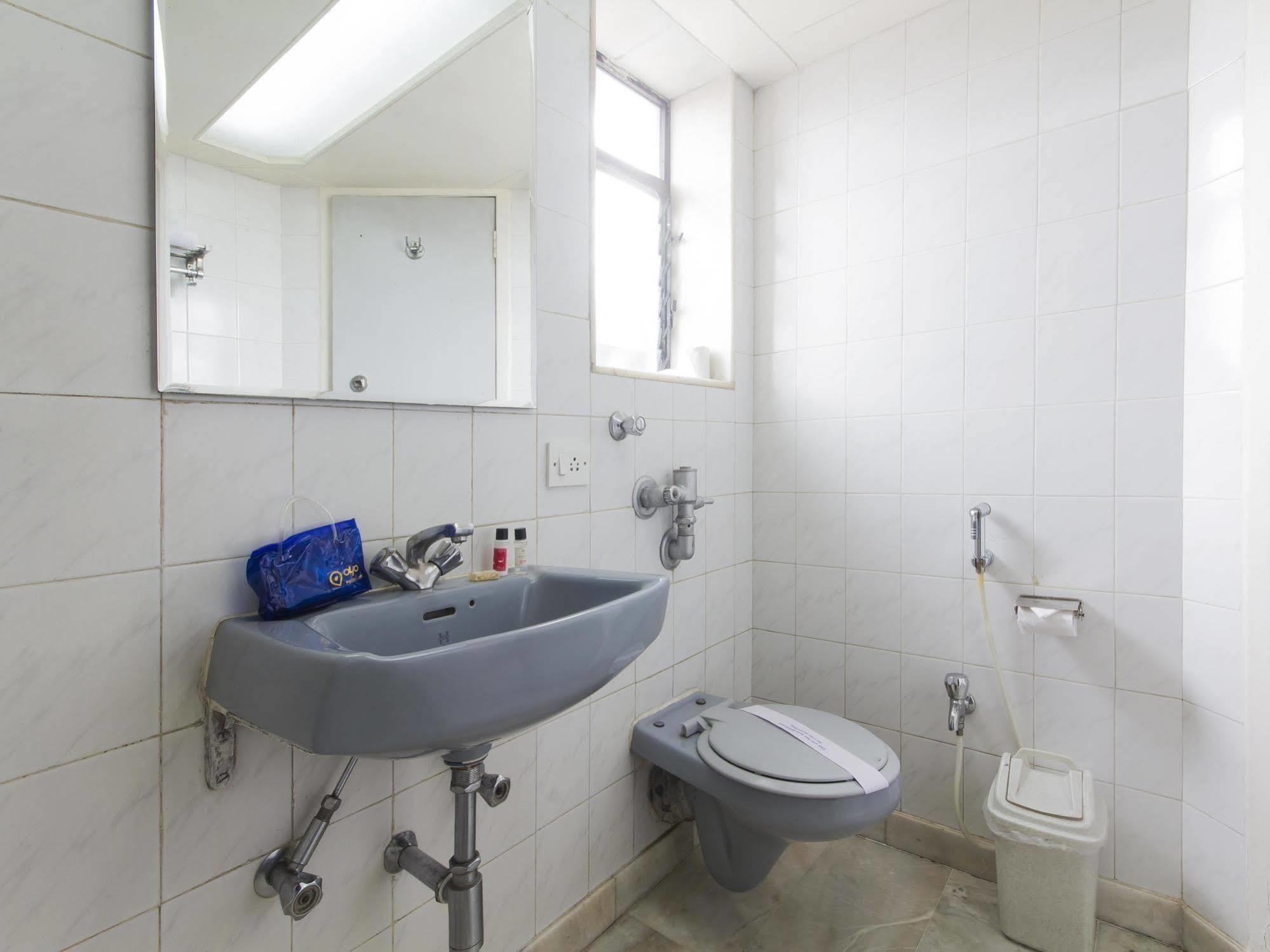 Hotel Ashray International, Sion - Near Bkc Βομβάη Εξωτερικό φωτογραφία