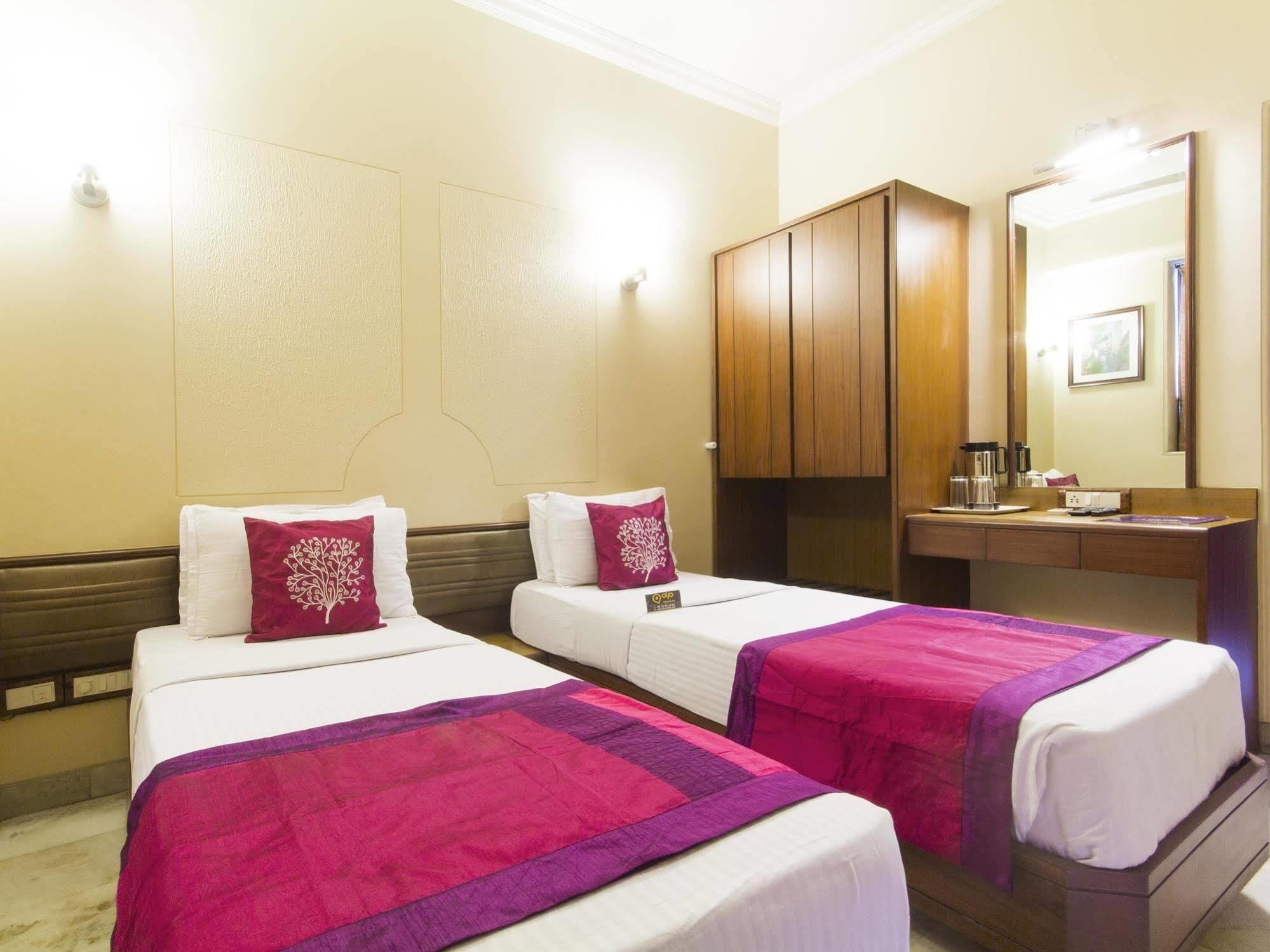 Hotel Ashray International, Sion - Near Bkc Βομβάη Εξωτερικό φωτογραφία