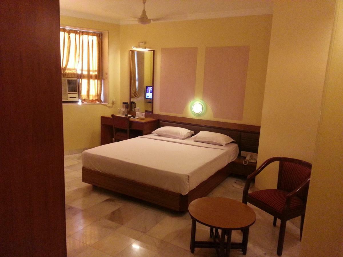 Hotel Ashray International, Sion - Near Bkc Βομβάη Εξωτερικό φωτογραφία