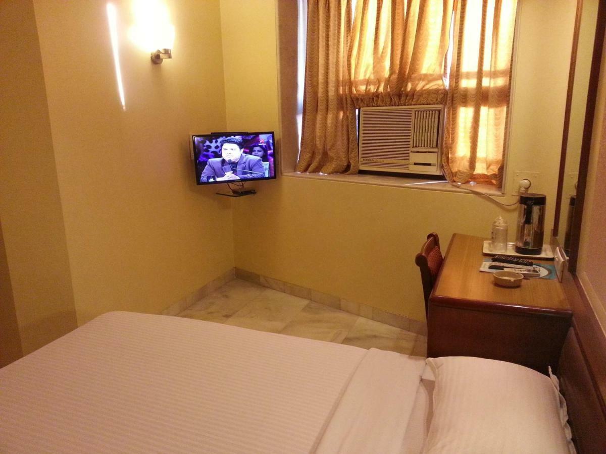 Hotel Ashray International, Sion - Near Bkc Βομβάη Εξωτερικό φωτογραφία