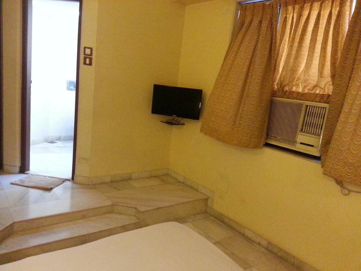 Hotel Ashray International, Sion - Near Bkc Βομβάη Δωμάτιο φωτογραφία
